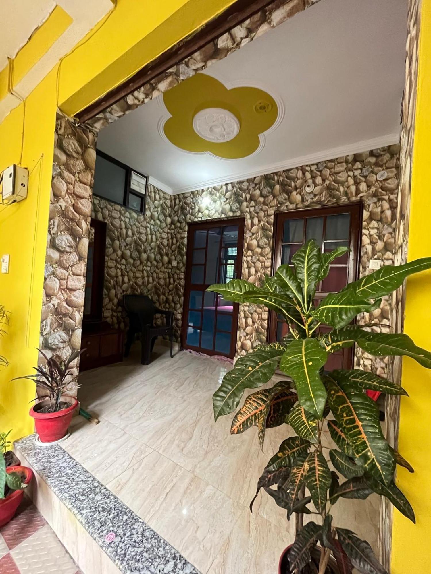 Anjali Home Stay Ришикеш Экстерьер фото